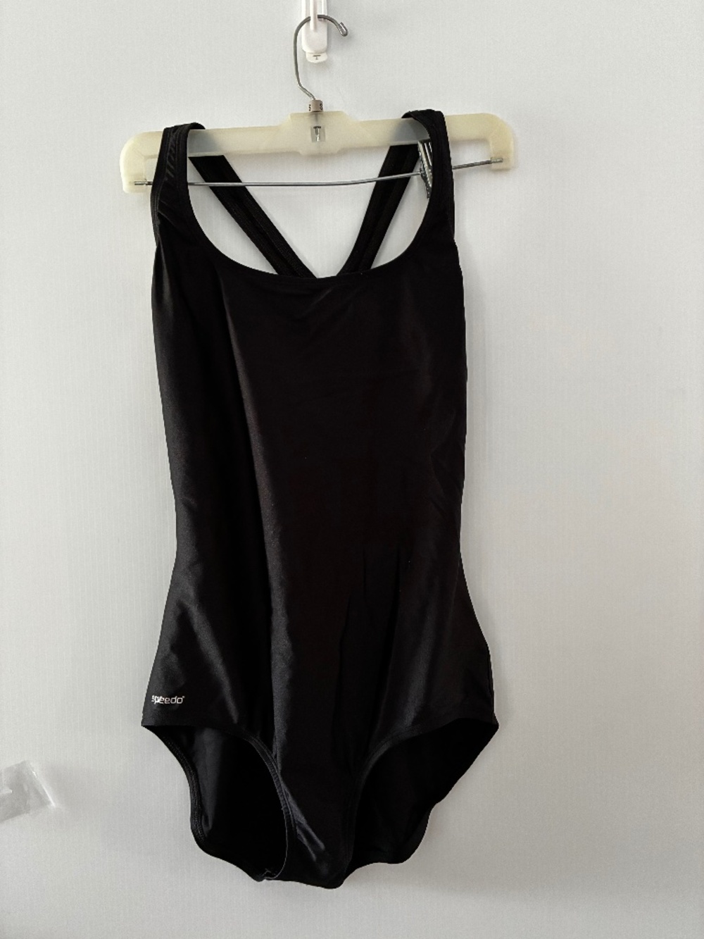 Speedo black, one piece women’s bathing swimsuit size 14
